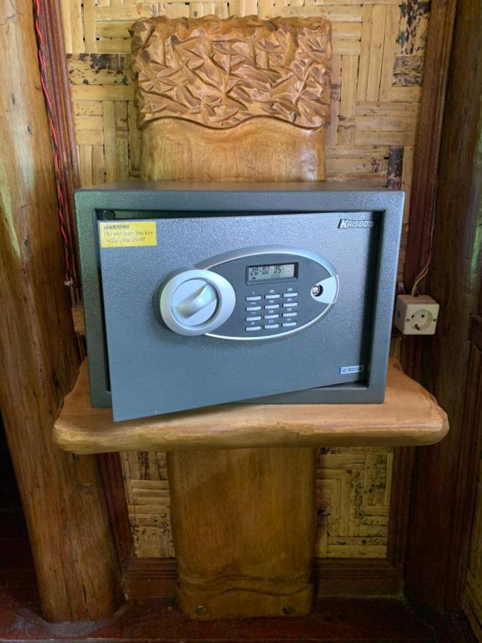 Kupu Kupu Garden Guest House & Cafe Bukit Lawang Exterior foto